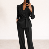 ニカ | 女性用のエレガントな2ピーススーツ