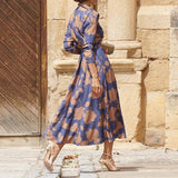 Lessa™ - エレガントなVネックドレス