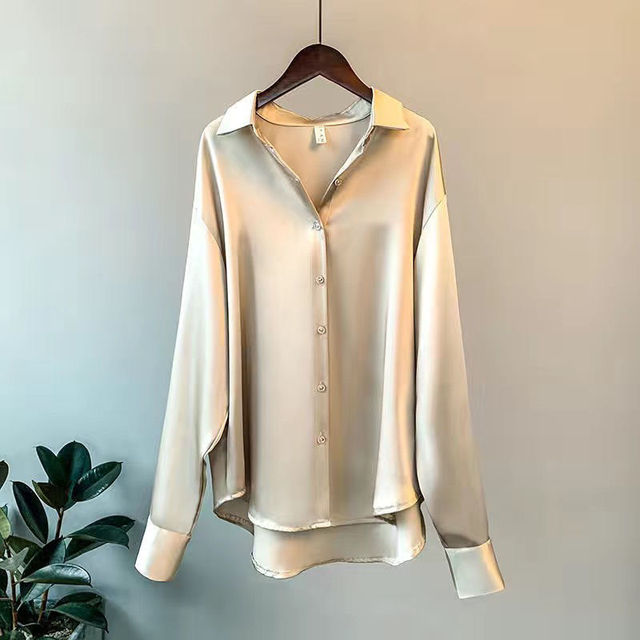 サテンシャツ（女性用）